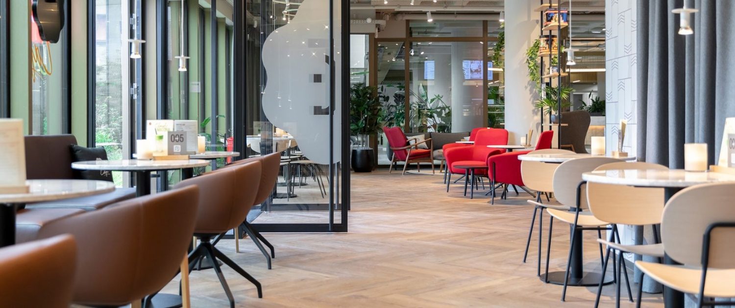 1800 x 700 Horeca - PVC - DE cafe (5)