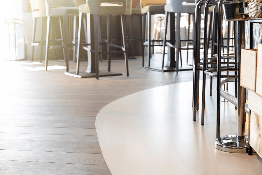 900 x 600 - horeca - pu gietvloer troffelvloer - glasz (9)