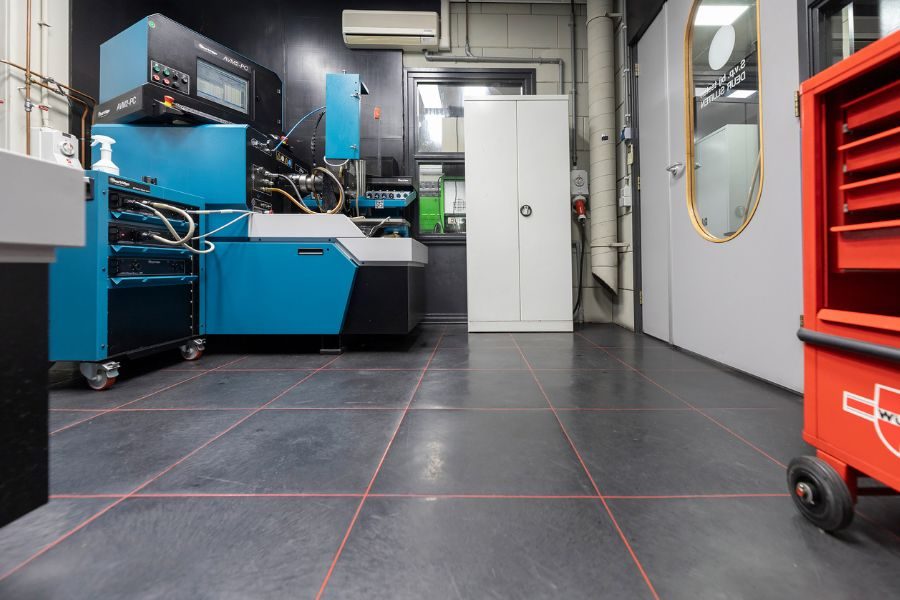 900 x 600 - Diesel Buchli - veka - industrie (1)