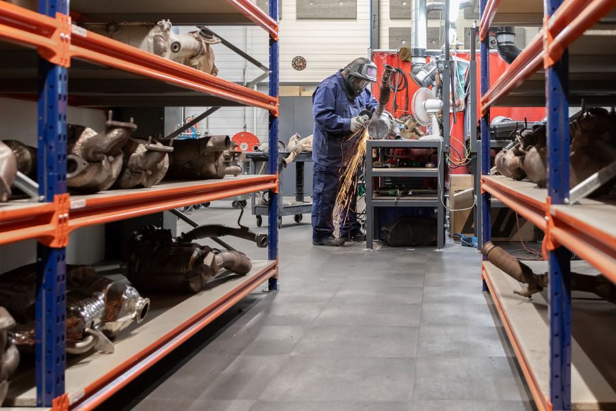 900 x 600 - Diesel Buchli - veka - industrie (7)
