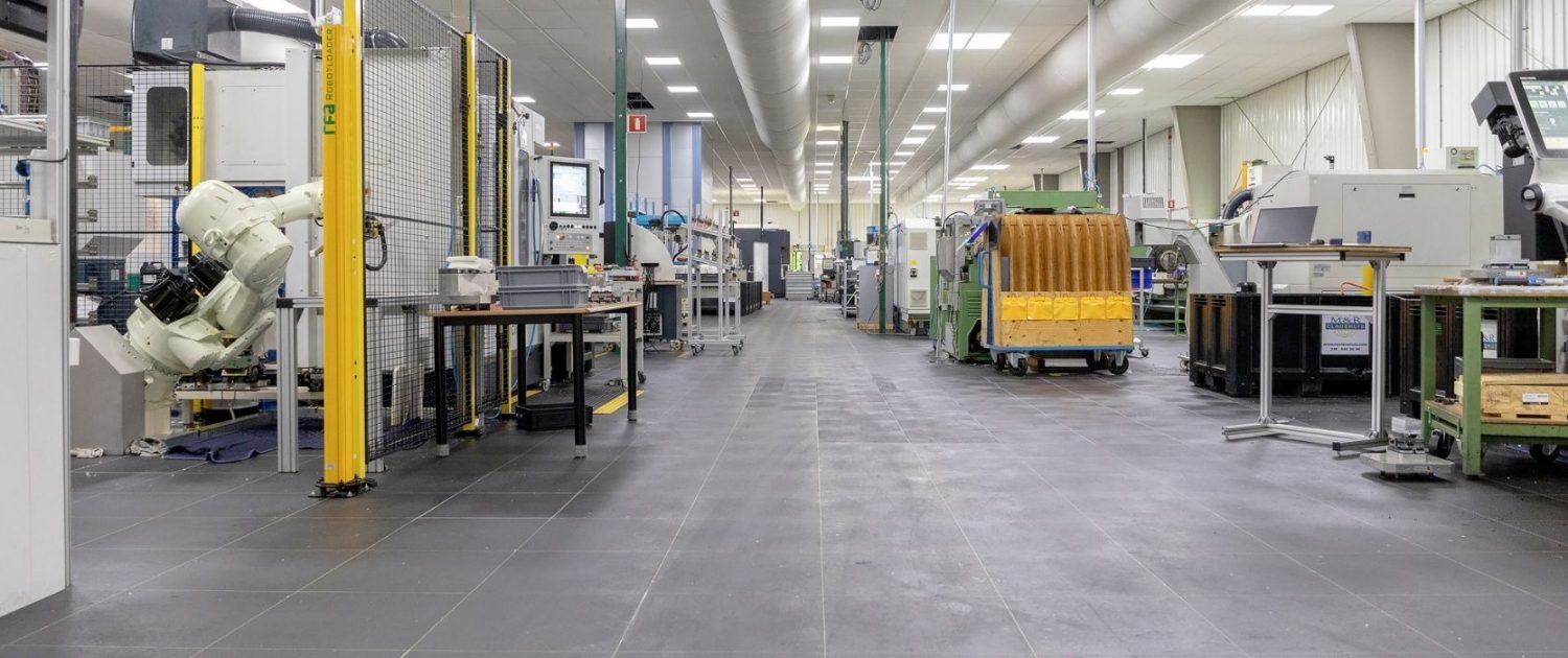 1800 x 700 - Larsen Buhl - industrie - veka (2)